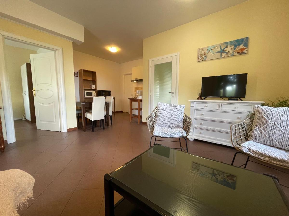 Grand Pool Apartment Ika-אופטיה מראה חיצוני תמונה
