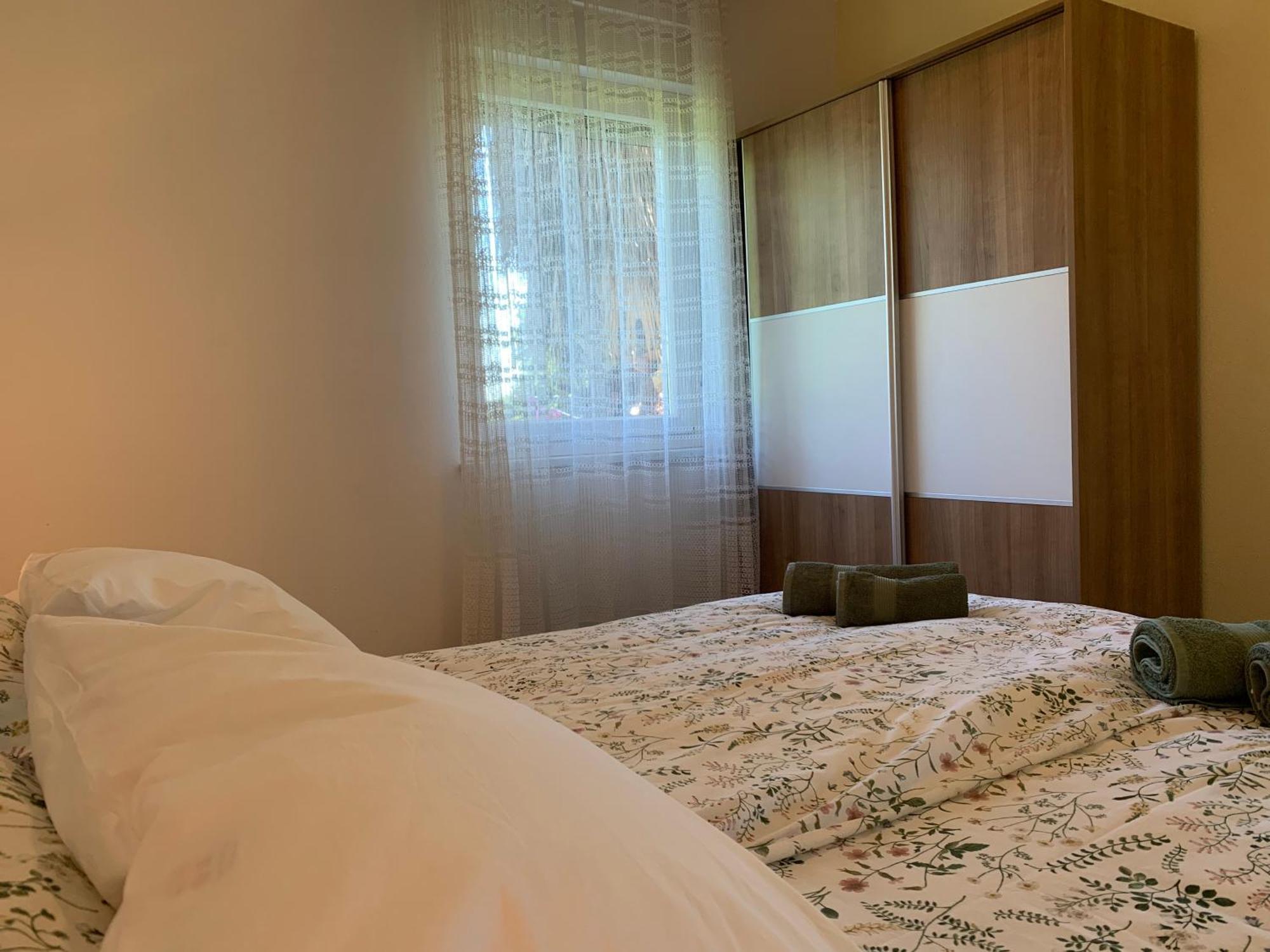 Grand Pool Apartment Ika-אופטיה מראה חיצוני תמונה