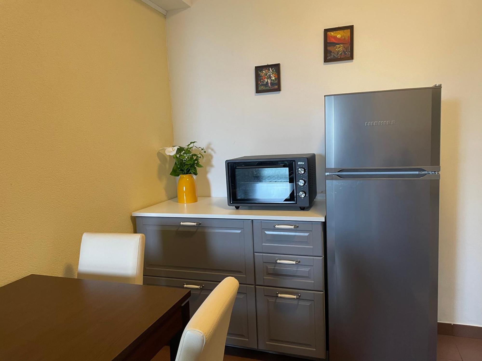 Grand Pool Apartment Ika-אופטיה מראה חיצוני תמונה